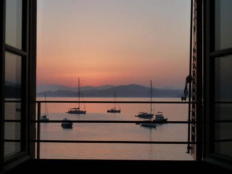 Perla Rossa Hotel LʼÎle-Rousse Eksteriør billede