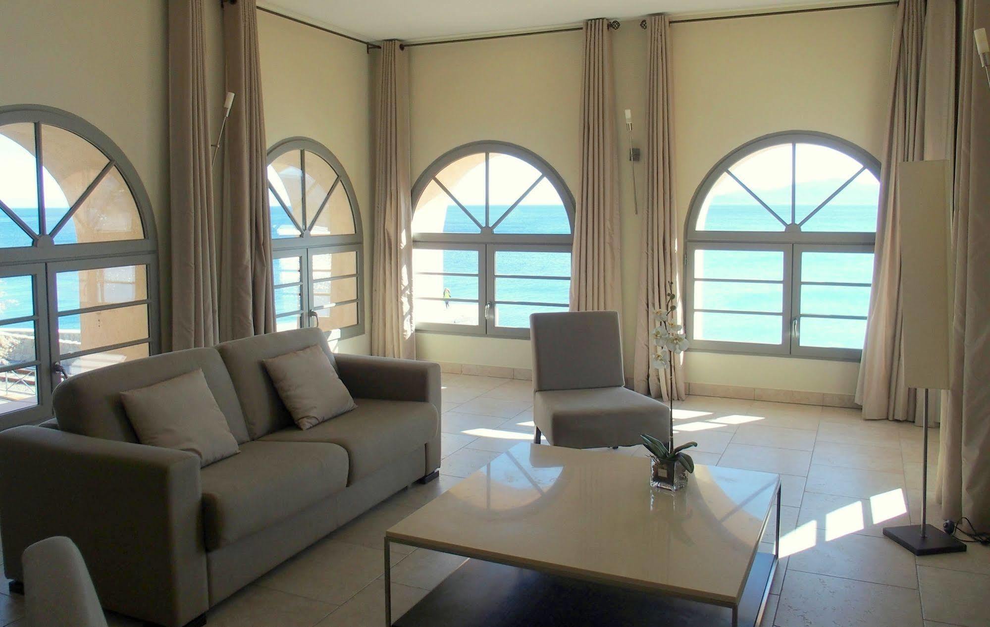 Perla Rossa Hotel LʼÎle-Rousse Eksteriør billede